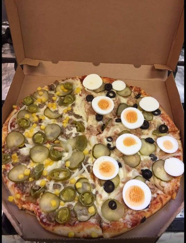 This Should Be Illegal | Pizza Crimes | Know Your Meme