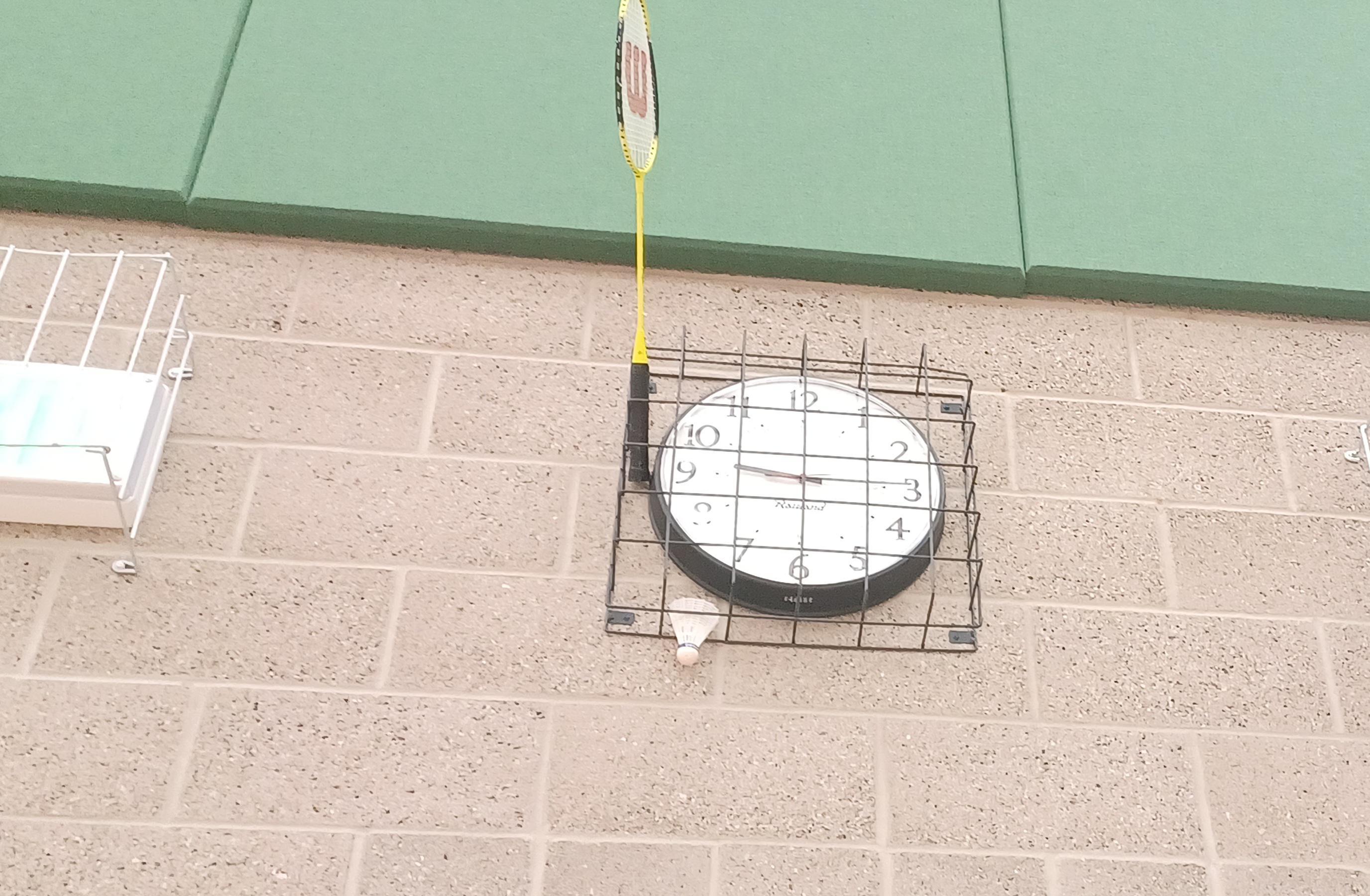 This is not a joke guys, how do I get the racket unstuck from the metal