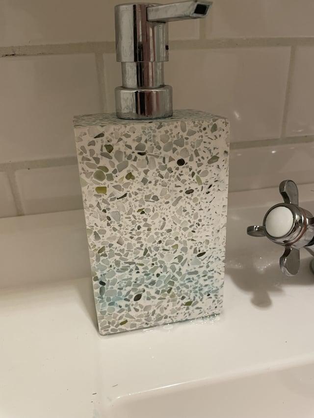 A Porous, SoapLeaking Soap Dispenser Know Your Meme