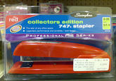 red Rio 2-20 S.F 4 74738 collectors edition 747, stapler ■ The star of any office space Legendary performance and durability-bold design ROPESSIONAL Jus SERIES 19.99 21500 T0747 3871297 iglise Re Swinglins Red Stopler The perfect red stepler for your office spuce