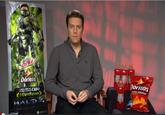 . ) Dóritos poritos XP (DEWXP.com acho Cheeve Geoff Keighley Titanfall Pokémon GO drink