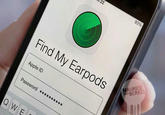 :22 93% Find My Earpods URICE BERKE Apple ID Password e Q W E