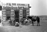 BOB SALOON Golden Grain Belt Beers