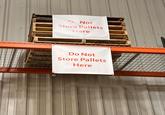 Do Not Store Pallets Here Do Not Store Pallets Here Ο