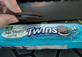 1479 gullón No Sugar Twins Chocolate Flavoured Sandwich Cookies 14 COOKIES 147 ge Galletas Gullón, SA-Ctra. Burgos, Km 1.5-34800 Aguilar de Campoo (Palencia) Spain - www.gullon.es/Imported by: Gourmet Food Biscuits Dandenong South, Vic-3175, Australia - Phone AUS: 1800 250 260-Phone NZ: 0800 223 2879 - www.gourmetfood.com.au - info@gourmetfood.com.au 10 Fox Drive, 1710