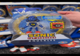 ACCESSORY INCLUDED! ACCESSOIRE COMPRIS! ¡ACCESORIOS INCLUIDOS! MIT ZUBEHÖR! ACCESSORIO INCLUSO! SONIC THE HEDGEHOG KNUCKLES jakks