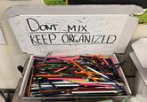 40104 DONT MIX Buen Trabajo iBuen Trabajo Buen Trabajo KEEP ORGANIZED KEEP EXCELENTE ORGANIZED Pan Made и под рако Colored Pencils