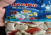 HARIBO Milchbären Mia Nährwerte Energie: von geste Fett davon Zu Eiweiß: Anton Salz RI-Referenzm mmmh milchig lecker! Geschmacksrichtungen: Emil Referenzmenge fi Packung enthält Eine ein Frieda 44934002953062 1714 A MHD: 07/2026 Emma Hariba DOCH FRU FRUCHTSAFTKONZE Zutaten: Glukosesiru Orange, Himbeere milchpulver; Gelatin Sonnenblumenöl; Arom Saflor, Holunderbeere, Traube, Kiwi; Holunderb haltbar bis Ende Sie Hergestellt in der EU Ka Mit Fruchtsäten aus Fru
