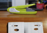 5 sheets (20lb paper) Paper thickness determines number of sheets which can be fastened. Fastening strength is not comparable to staples If handle fails to return to its original position, pull it upward. Silf