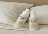 DREAM MIST SLEEP SPRAY DREAM MIST SLEEP SPRAY Laverder Estential Oll 100m/34 lloc Lavender Estential Oll 100ml/34 lloc