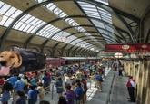 6 HOGWARTS EXPRESS