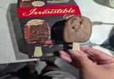 For the JOY of EATING Pour le PLAISIR MANGER The Creamiest La Crémeuse PRALINE PECAN PACANES PRALINEES Irresistible 양 PRA PEC Praline milk cl pecan 4x72 mL "OUR CREAMIESTAS COMPARED ICE CREAM BARS EP FROZEN ICE CREAM BASE MADE WITH 100 Always made will