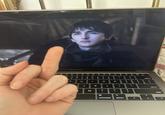 MacBook Air F6 28 & 7 ← F7 Y U 8 * 00 D11- F8 9 D F9 F10 F11 F12 10 ין + 11 O P { لالها } [ ] J K L i > ? M H command option delete return shift