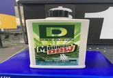 tin D SUPPLY CO. DUKE CANNON Muen THICK BODY WASH BOLD CITRUS+GOOD TIMES A PORTION OF PROCEEDS BENEFITS U.S. VETERANS 18 FL OZ (532mL)