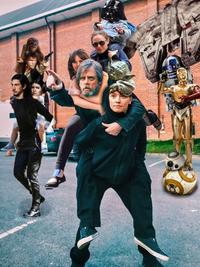 Too many cooks.