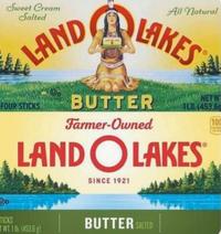 LAKES Sweet Cream Salted All Natural LAND FOUR STICKS BUTTER MANETW ALB.(453.6g Farmer-Owned 100 CALORE LANDOLAKES SINCE 1921 TICKS TWT. I Ib. (453.6 g) BUTTER SALTED