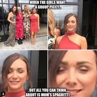 WHEN THE GIRLS WANT A GROUP PICCY BUT ALL YOU CAN THINK ABOUT IS MOM'S SPAGHETTI