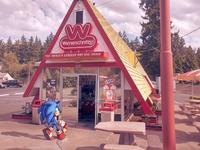Sonic walking into Wienerschnitzel 
