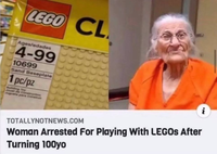 LEGO CL Ages/edades 4-99 10699 Sand Baseplate 1 pc/pz TOTALLYNOTNEWS.COM i Woman Arrested For Playing With LEGOS After Turning 100yo