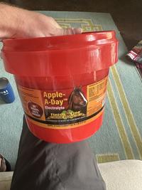 021 red surce of faol Bowse and awit Mock or loose salt NO SUGARS, LASTS LONGER!! Apple- A-DayTM Electrolyte Finish Line HORSE PRODUCTS GUARANTEED TO WORK OR YOUR MONEY BACK! Quality...A Family Tradition TM Net Wt. 5 lb (2.27 kg) Guaranteed Analyst/volume any Calcium, Min £9% M Calcium, Max Salt Min Salt Max -39% - Sodiam. Min17% Car Sodium, Max 279 Potassium Mit D -For use in horses only . Do not exceed recy Store at room temperature Lot No. 182% Sweet and Questions? Contenor Call BDG 763-4047 Move anto p VETERINAR ANDR