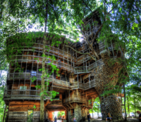 The Minister's Treehouse in Nashville
