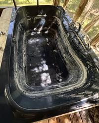 A guest used a bath bomb