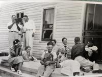 Friends and family, 1920s