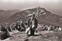 Return from shopping at a ridge market, Shaanxi, China, 1990