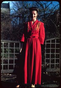 A Kodachrome photo of a woman in the '40s