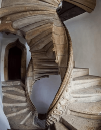 Da Vinci's staircase