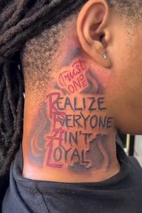 Trust ONE REALIZE BERYONE IN'T OYAL