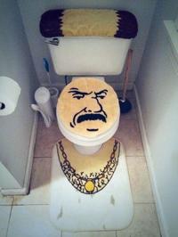 Carl toilet 