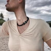 Hairy beach neck