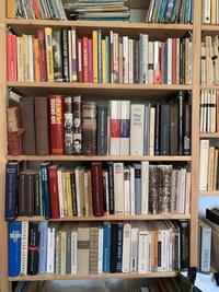 happy to Abenteuer des Geistes Habermas Theorie des kommaeikathen Handelas 2 5 Habermas Theorie des kommunikativen Handels IRVIN D. YALOM Wie man wird, was man ist James Lord Bemerkenswerte Männer Theodor Heuss Deutsche Gestalten ILE LOU ANDREAS SALOME 202 Louis Fischer GANDHI MOTTER BERÜHMTER MANNER 1356 RESENT WIN WISY sol sorto Jürgen Habermas Erkenntnis und Interesse Wilhelm Schlötterer Macht und Missbrauch HEYNEC GM Gert Nimberger Tagebuch 1535 L 333 Arecht/Sommer brichts Grundgesetz Hannah Arendt Was ist Politik? Pinzani | Jürgen Habermas denker FOR MOR NIETZSCHE Die frühliche Wissenschaf DER GROSSE PLOETZ JOACHIM BAUER ARBEIT MARTHA NUSSBAUM POLITISCHE EMOTIONEN JÜRGEN ROTH DER STILLE PUTSCH NOLLYNIEVNI TVLLNESS THE T drv-Atlas Philosophie KAMLA/LORENZEN haisc PROPADEUTIK CONTINEN - Jostein Gaarder Sofies Welt Roman über die Geschichte der Philosophie Schifle TILLKI D DENKER POICHPIER ALEROS PERRY DIONYSIOS AREOPAGITA MYSTISCHE THEOLOGIE BARBARA BEUYS SOPHIE SCHOLL Heine Zahnt. Di GERSON RAABE RUMENE UML A Kursbuch 28 1972 Masih Alinejad Der Wind in meinem Haar Thomas Rosky HARTZ IV Wilhelm Heitmeyer(Hg) Deveche Z HEYNE< Later Abdin Zur talen Lage der Frau in Entwicklung Meadows Die Grenzen des Wachstums Alexander Kluge Chronik der Gefühle Lebenslaufe Suhrkamp Alexander Kluge Chronik der Gefühle Basisgeschichten Suhrkamp Wer wir sind Hochhuth Stellvertreter Detlef Bald - p Liedoll-Auf der Suche nach dem verlorenen Ghick Kitsteiner Die Entstehung des modernen Gewissens ARNO GRUEN DER VERRAT AM SELBST Scibe and Bend des Maiden 12825 C.H.Beck BRAUTBRIEFE ZELLE 92 Dietrich Bonhoeffer Maria von Wedemeyer SABINE FRIEDRICH Wer wir sind Werksterics I eneo-nap u dtv-Atlas zur Weltgeschichte 21 HALLER DEUTSCHE GESCHICHTE & Biblisches Taschenlexikon Band - • dtv Friede Kurgeschichte Agypten 303 Kristallnacht in Bayern Franz Marc Du andm SURCEHARDY WELIGESCHICHTLICHE SEACHTUNGEN O WARUM WIR UNS DIE REICHER NICHT LEISTEN KÖNNEN M. HORSKY Man mul darüberreden Viktor E. Frank...trotzdem Ja zum Leben sagen Stanislav Zámečnik Das war Dachau SNEY Эршаецца парт Stickelberger-Reformation aa Exman Großes Bundesverdienkret HANOI PHONA N MANFRED SPITZER DIGITALE DEMENZ Wallraft: Akteneinsicht 888 FRANTZ FANON DIE VERDAMMTEN DIESER ERDE S Mitscherlich Die Unfähigkeit zu traum G sche Gruppen BERGTOUREM Leichte B Günter Ama