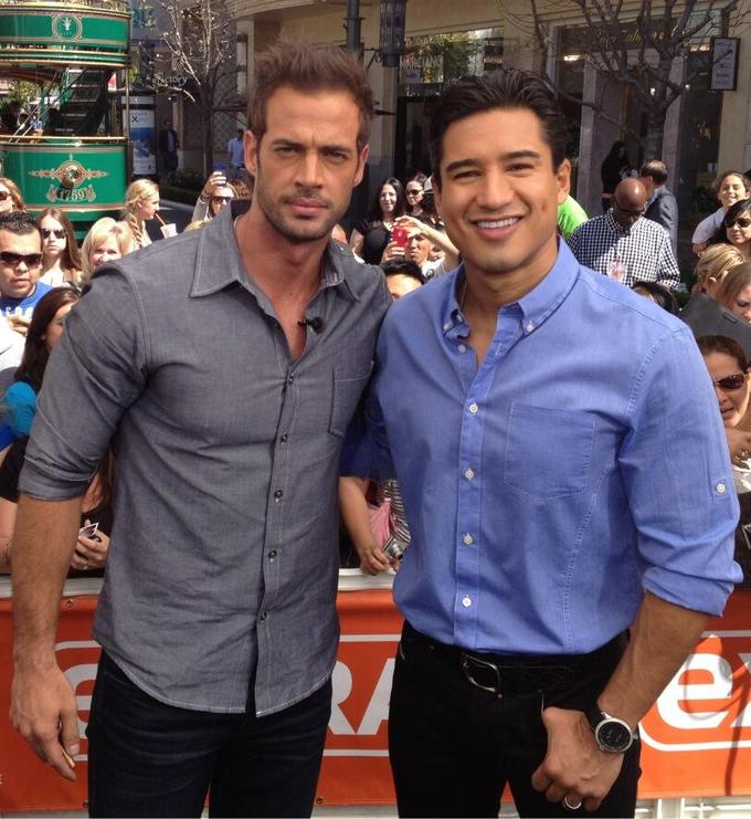 Watch out for Mario's right hand