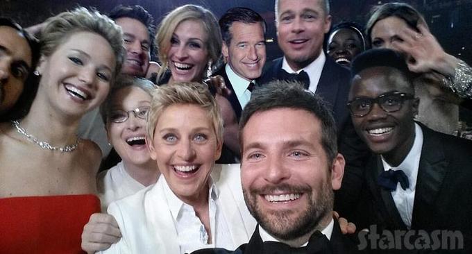 "@Starcasm":https://twitter.com/starcasm/status/563528255794188288

"Ellen Degeneres Oscar Selfie":https://knowyourmeme.com/memes/ellen-degeneres-oscar-selfie