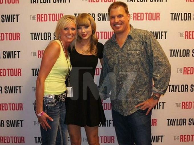 SWIFT THE REDTOSWREDTOUR TAYLOR DTOUR TAYLOR S SWIFT THE EDTOUR T RSWIFT ED TOUR R SWIFT REDTOUR TA TOU WIFT THE RE TAYLOR THE RED AYLOR S IFT THE RED R TAYLOR S IFT THE REDT Ol TH TOUR