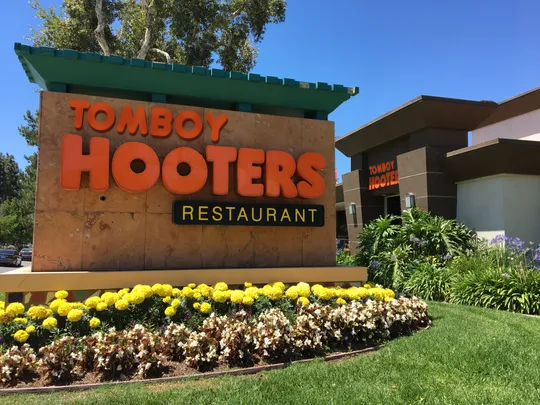 TOMBOY HOOTERS TOMBOY HOOTE RESTAURANT