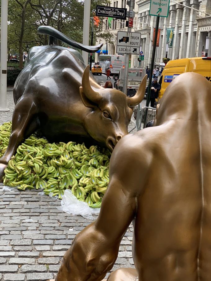 Heliport November 25. I1783 Evacuation Day PLAZA TRUCK JME ONE ROUTE 2269-20 LOCAL A 1337 Academy 1-800-555-2872 homedepot.com/rental $1 firs nute RENT ME STARTING AT