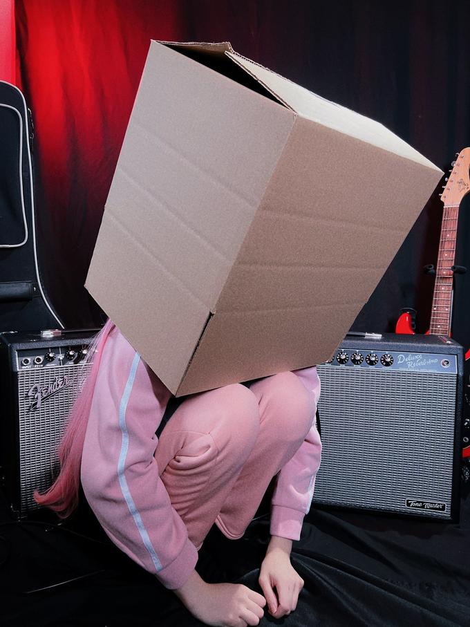 Cosplayer: @/yashafluff