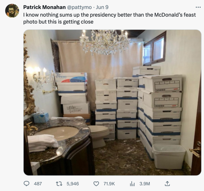 Patrick Monahan @pattymo Jun 9 I know nothing sums up the presidency better than the McDonald's feast photo but this is getting close 487 Pride Mec Beckbon t 5,946 • 71.9K ₁3.9M 33250 33250 ↑