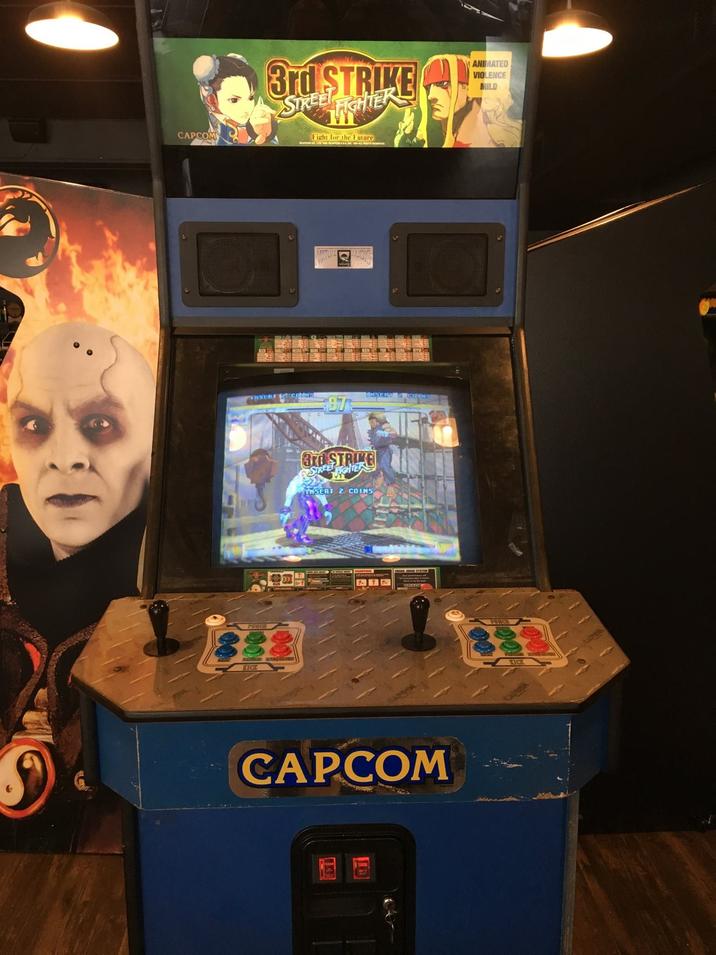 ANIMATED VIOLENCE 3rd STRIKE LE STREET FIGHTER MILD CAPCOM Fight for the Future CAPCON CO. LTD SCAPCOM AN ALL SESERVED LANT UDIA INSERT 1 con's 97 3rd STRIKE STREET FIGHTER INSERT 2 COINS PUT CH JOER BEER KICK BYU 214 GRADE JUDGE SYSTEM CAPCOM PURCH