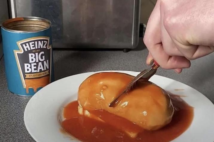 BIC 300 HEINZ BIG BEAN ITS ASTARGE