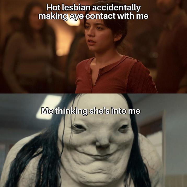 Hot lesbian accidentally making eye contact with me σε Me thinking she's into me