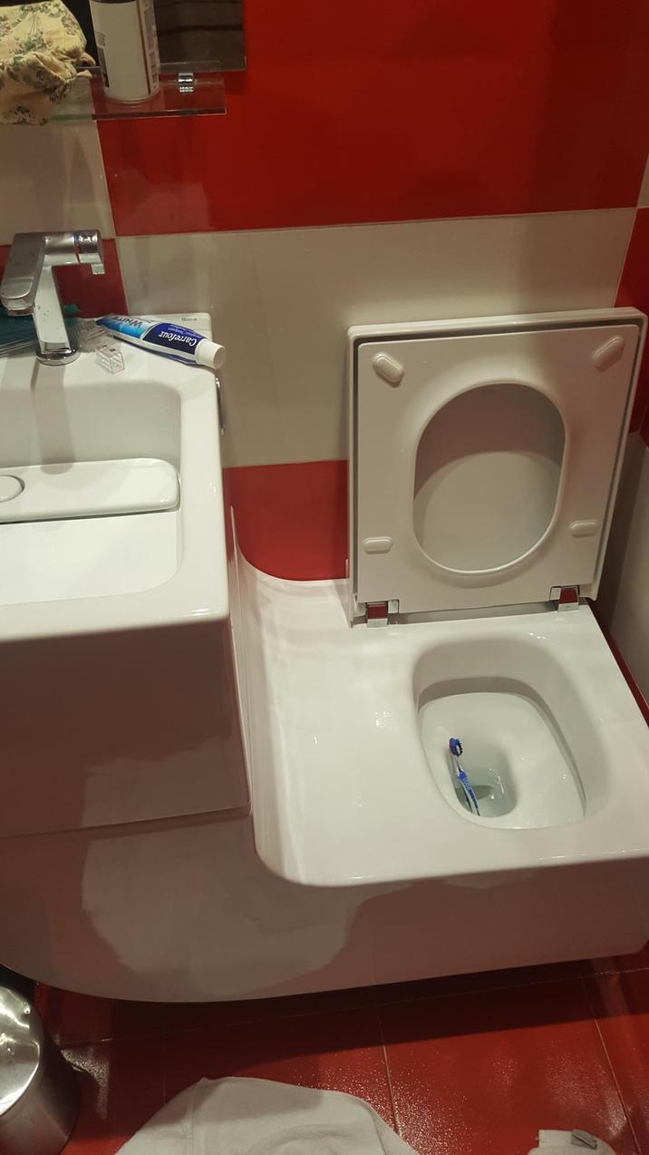 Carrefour WHITE