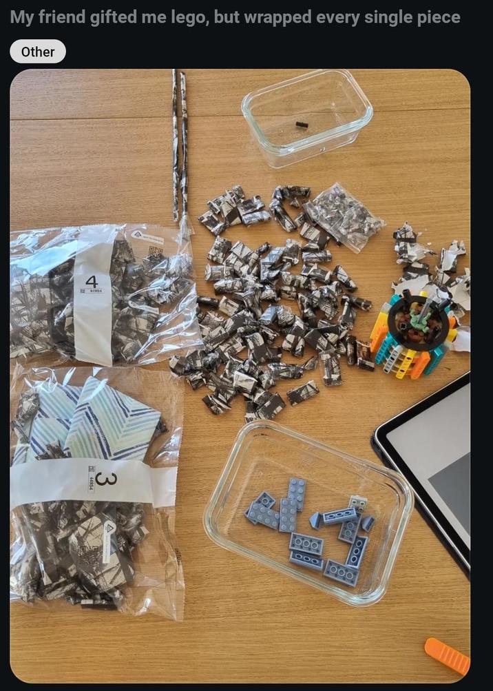 My friend gifted me lego, but wrapped every single piece Other 4 01954 3 gra 000 000 000 OOO