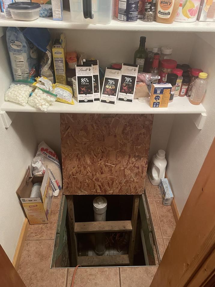 Flour All-Purpose Bodded, Bewhal All-P Bisquick Man AMERICA ERICA'S FA Lindt Lindt NCE Lindl EXCELLENCE EXCELLENCE EXCELLENCE 85% COCOA 70% COCOA COCOA 70% DARK CHOCOLATE SETWE COLATE DARK CHOCOLATE HONEY ERCORN NDER