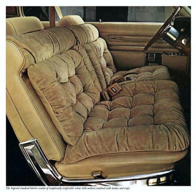 The Imperial standard interior consists of exceptionally comfortable velour cloth cushions combined with leather and vinyl