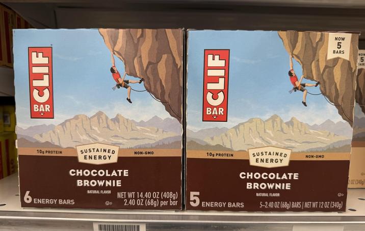 CLIF BAR CLIF BAR 10g PROTEIN SUSTAINED ENERGY NON-GMO 10g PROTEIN SUSTAINED ENERGY NON-GMO 6 ENERGY BARS CHOCOLATE BROWNIE NATURAL FLAVOR CHOCOLATE NET WT 14.40 0Z (408g) 5 ENERGY BARS D 2.40 OZ (68g) per bar BROWNIE NATURAL FLAVOR 5-2.40 OZ (68g) BARS | NET WT 12 OZ (340g) NOW 5 BARS NOW 5 JARS Фо 202 (340g) ⑰D