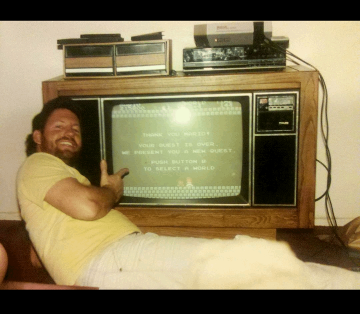 THANK YOU MARID YOUR QUEST IS OVER. HE PRESENT YOU A NEW QUEST PUSH BUTTON B TO SELECT A WORLD